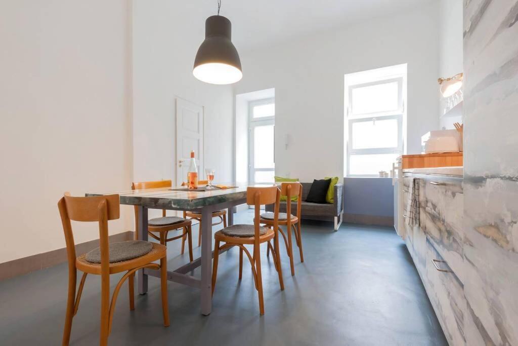 Modern Stylish 2 Bedroom Holiday Apartment Budapeşte Dış mekan fotoğraf